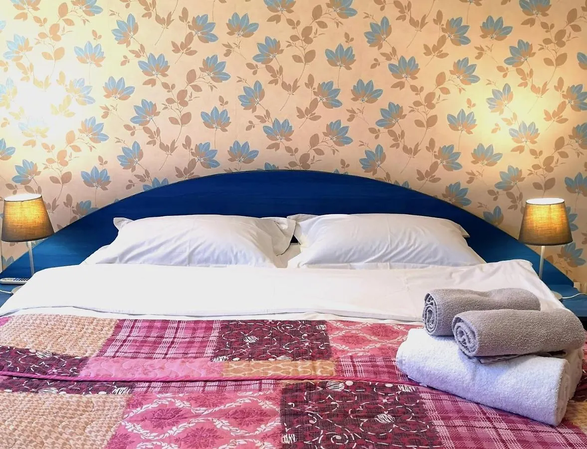 Apartment Comfy&Bright 2Bd Family-Friendly Apt Amazing View Bucharest
